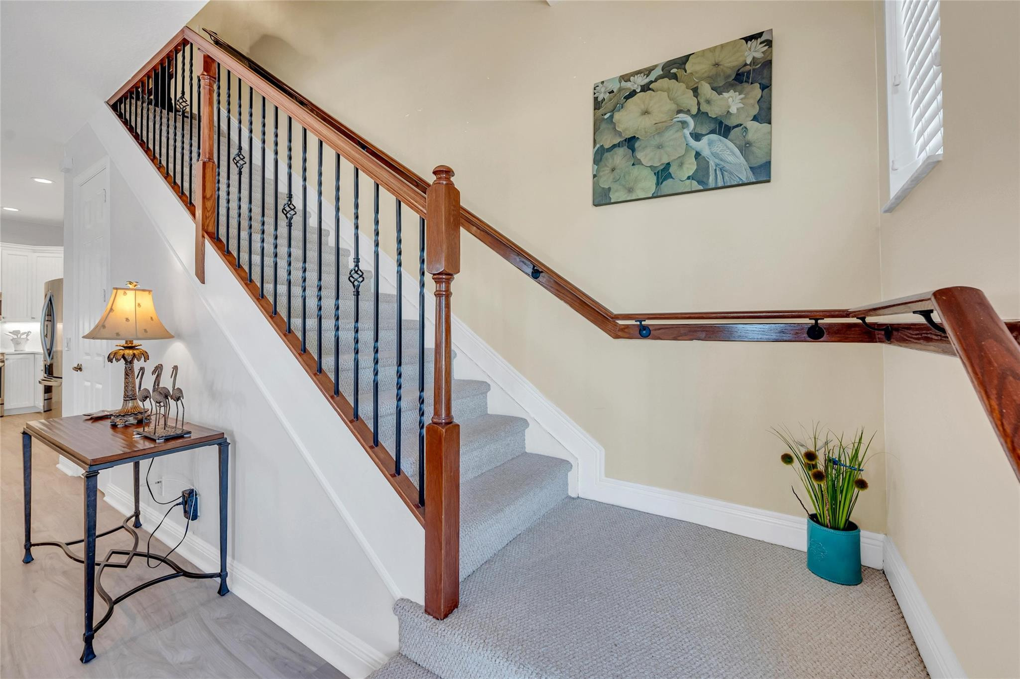 2822 NE 32nd St none