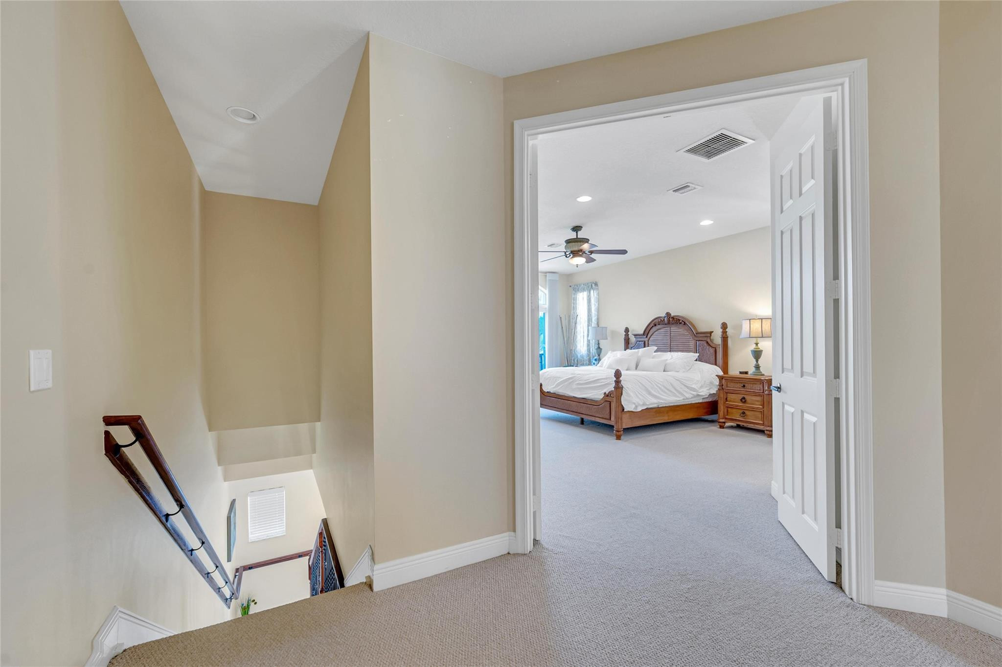 2822 NE 32nd St none