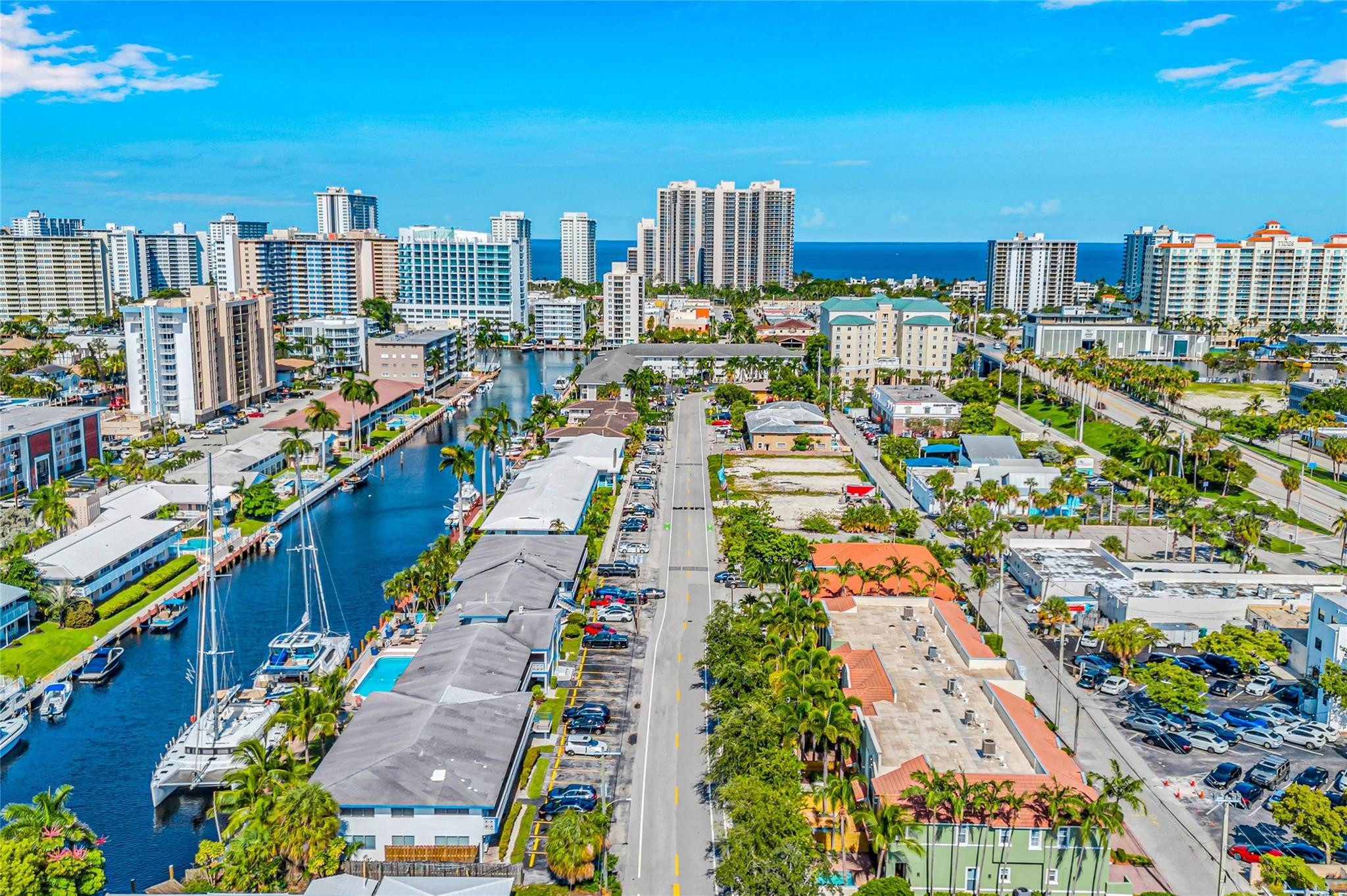 2822 NE 32nd St none