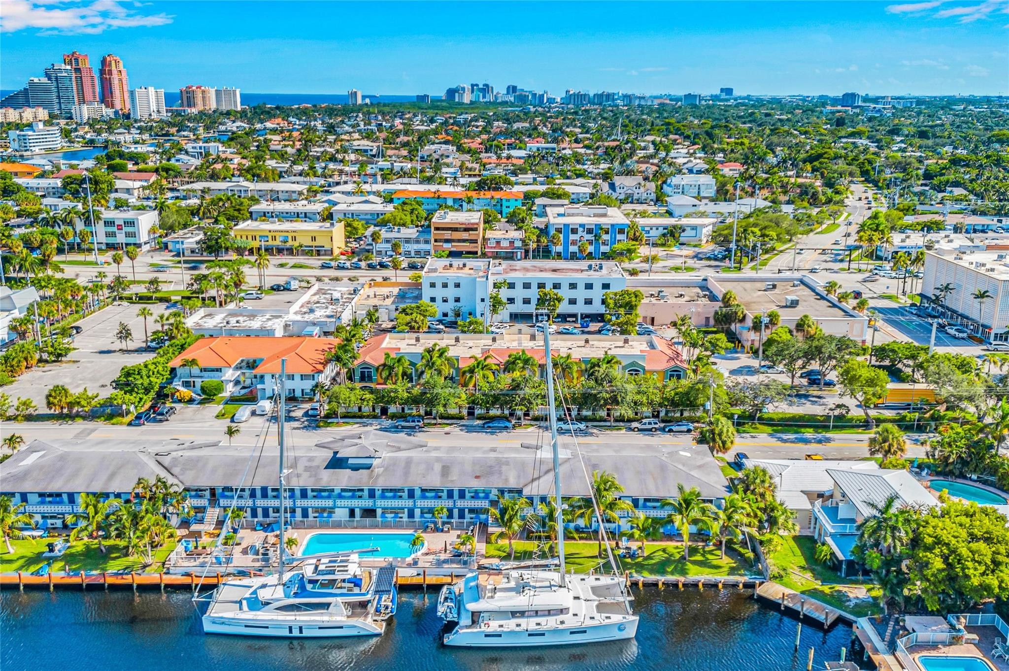 2822 NE 32nd St none