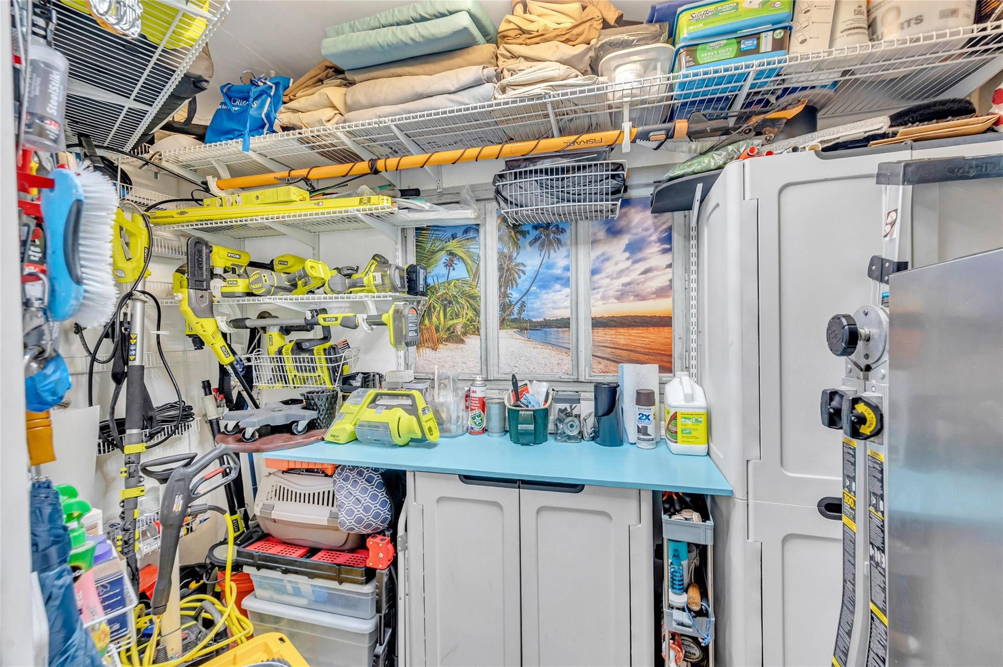 700 NE 15th Ct