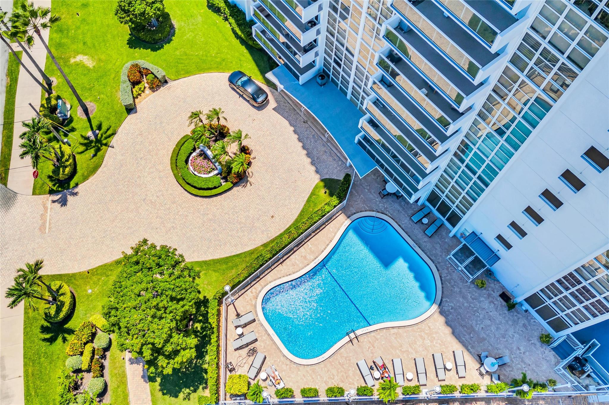 2701 N Ocean Blvd 17B