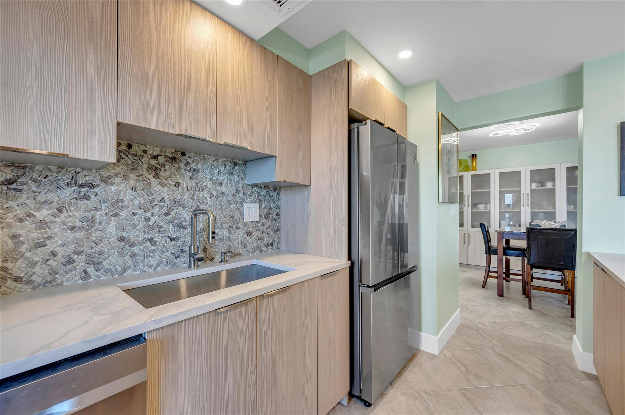 2701 N Ocean Blvd 17B