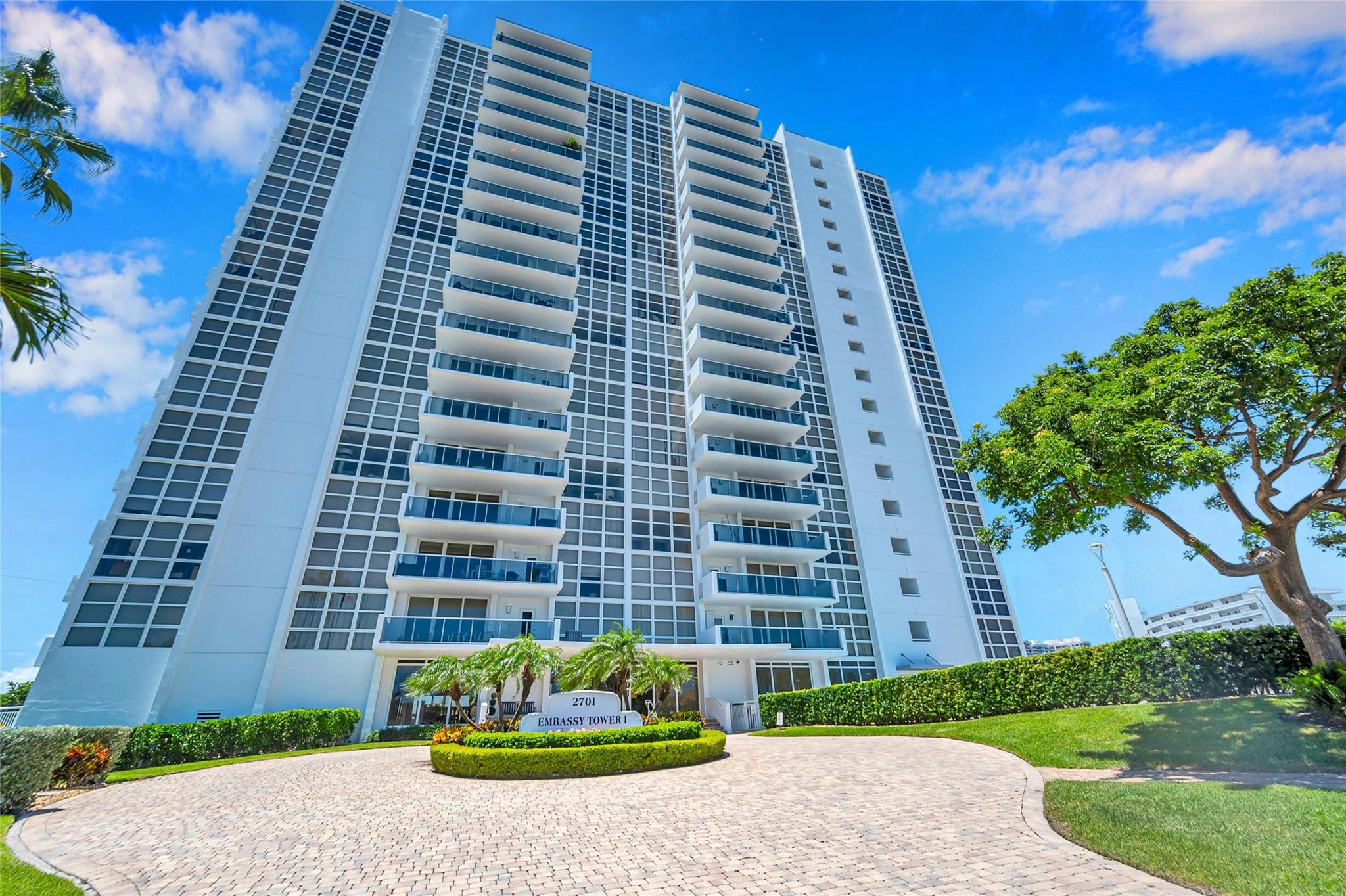 2701 N Ocean Blvd 17B