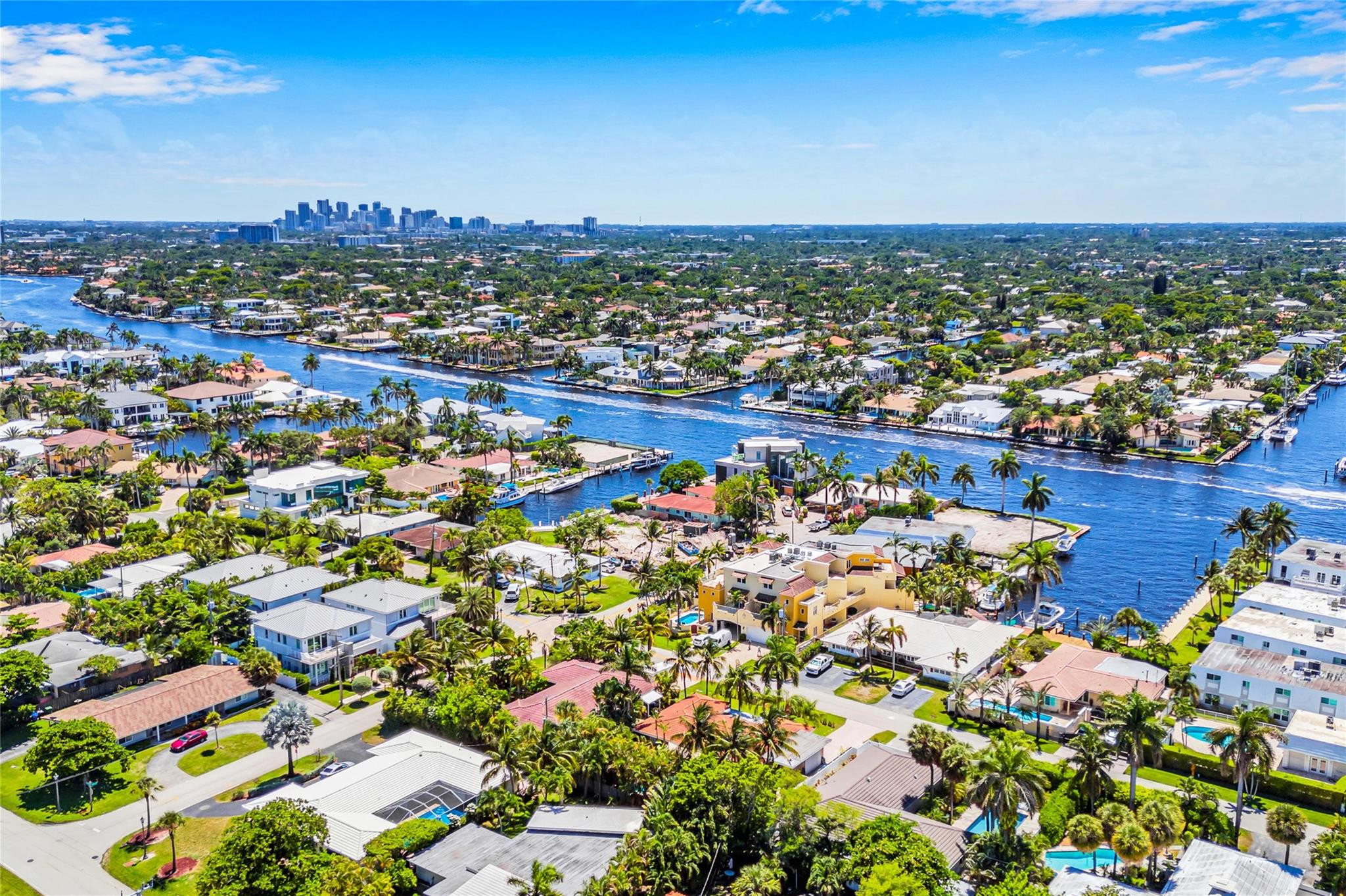 2701 N Ocean Blvd 17B