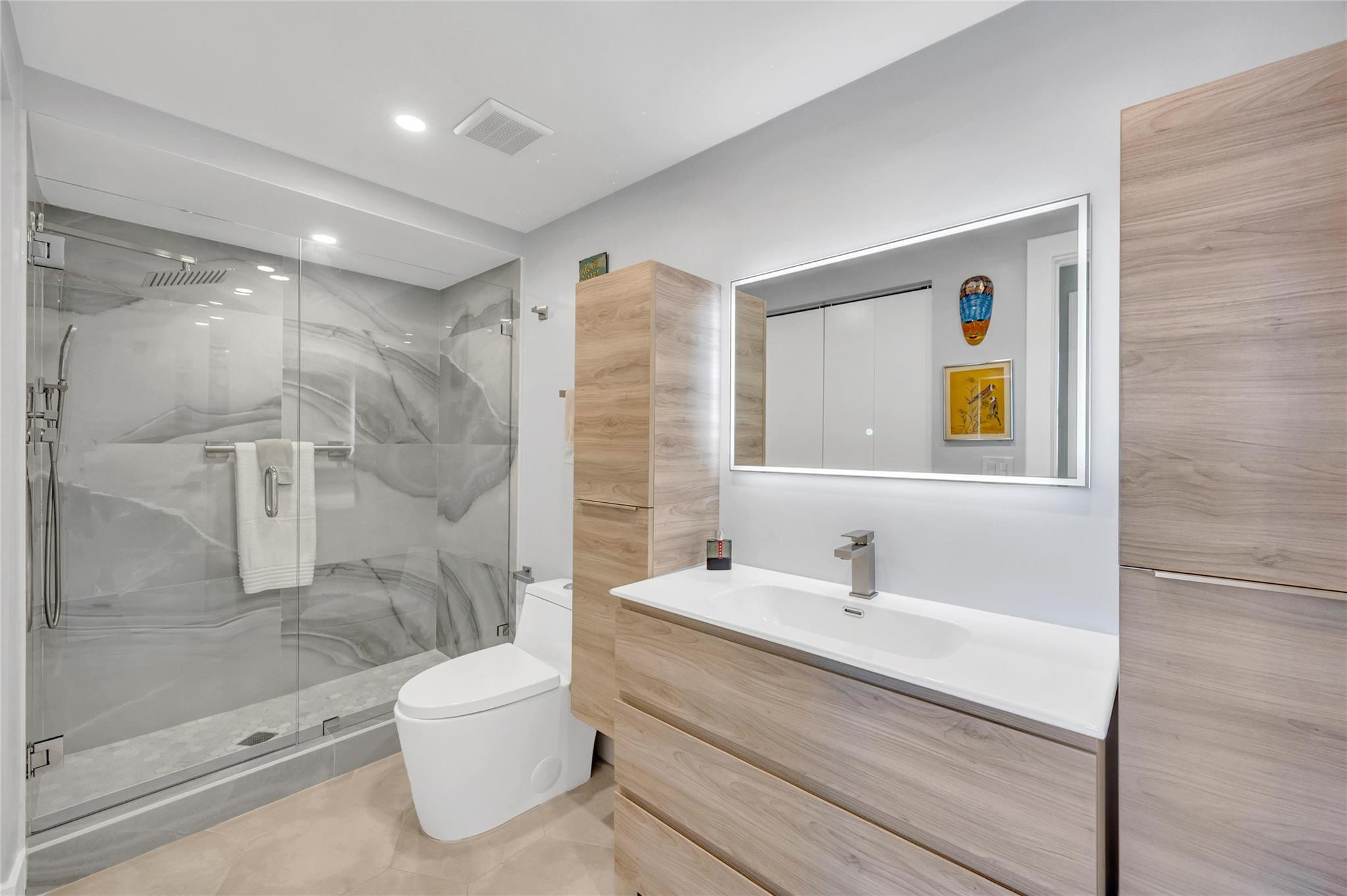 2701 N Ocean Blvd 17B