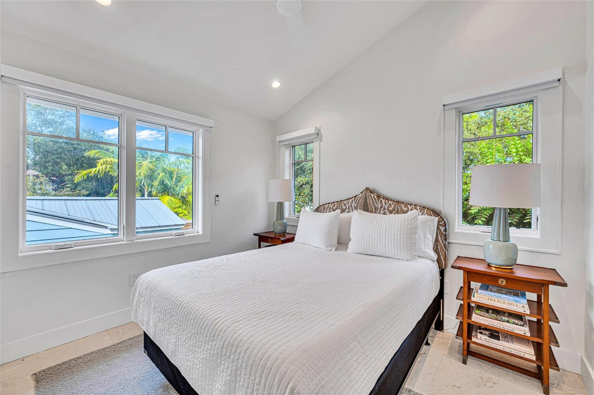 431 N Victoria Park Rd