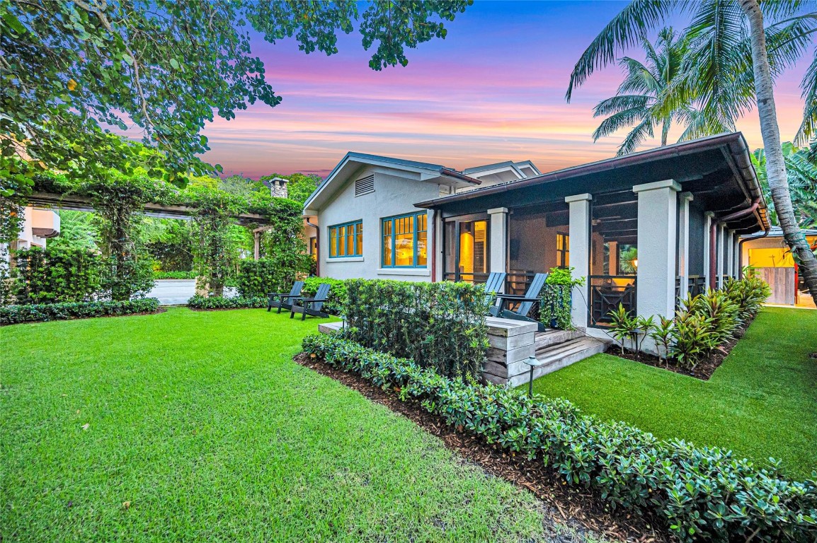 431 N Victoria Park Rd