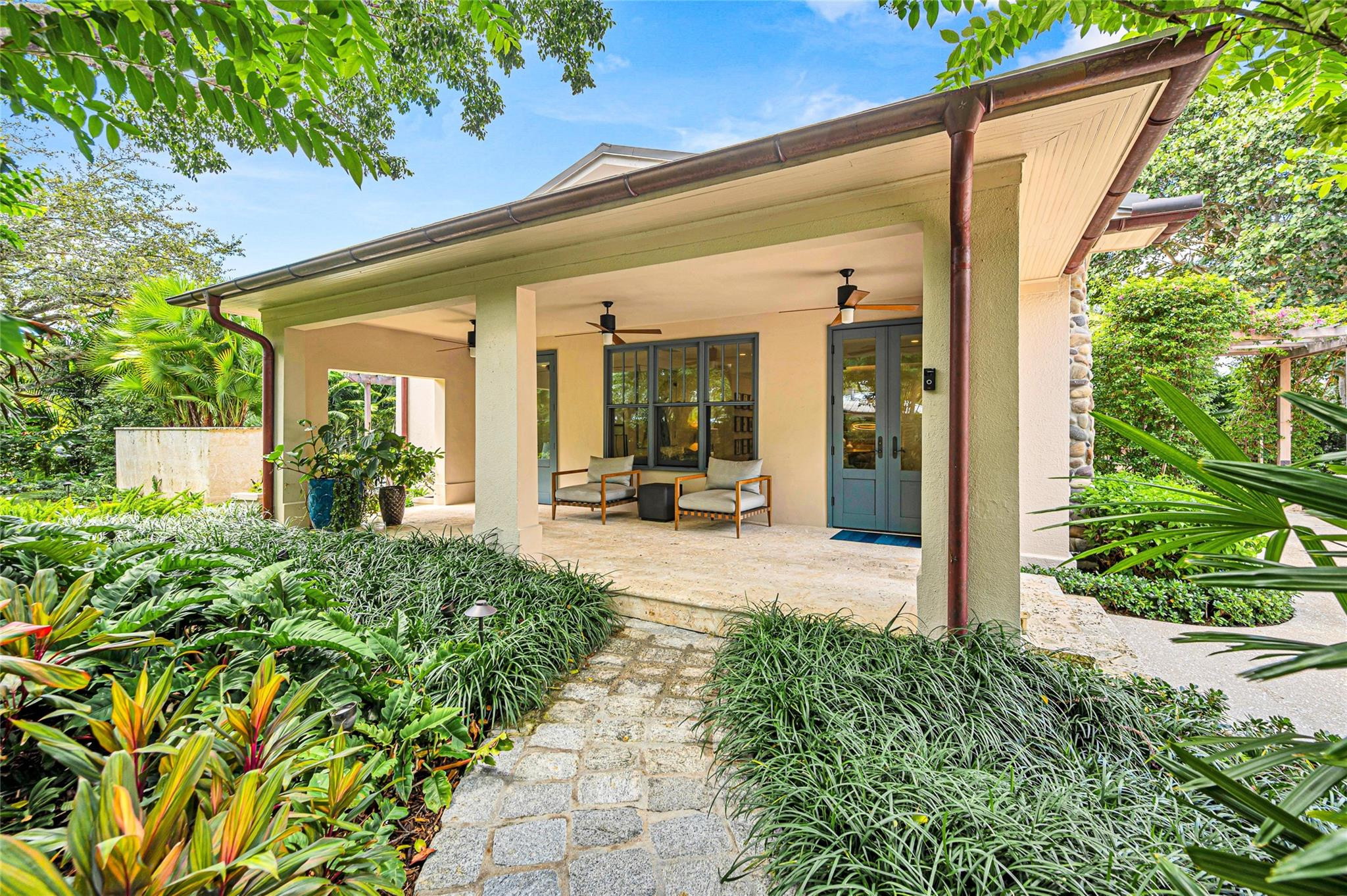 431 N Victoria Park Rd