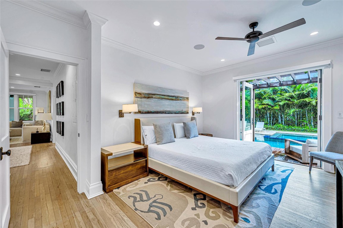 431 N Victoria Park Rd