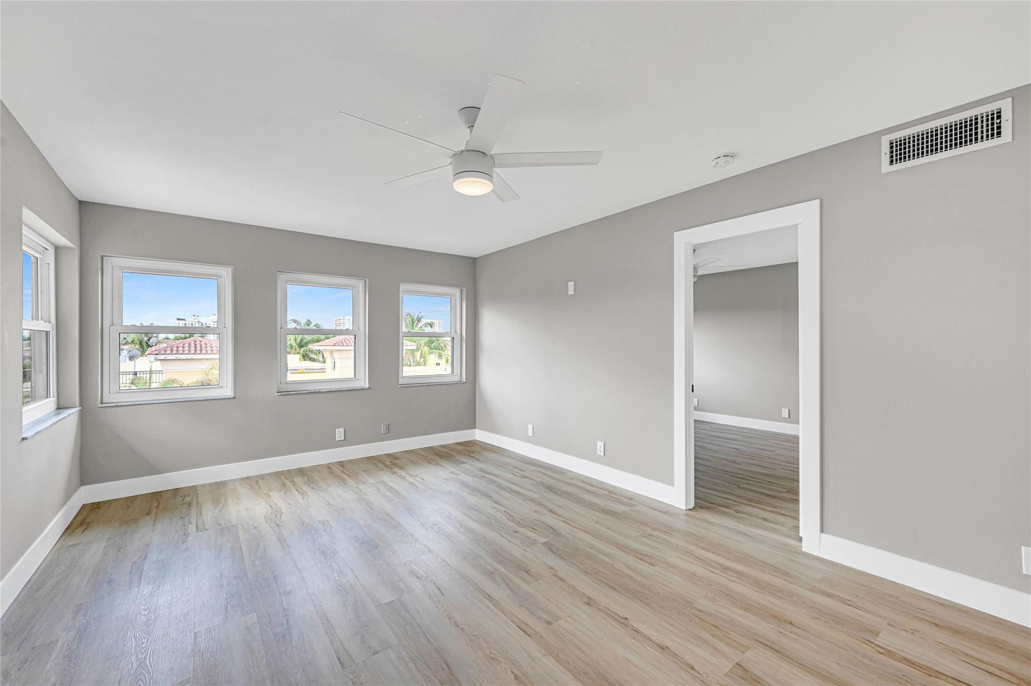 615 NE 12th Ave 412