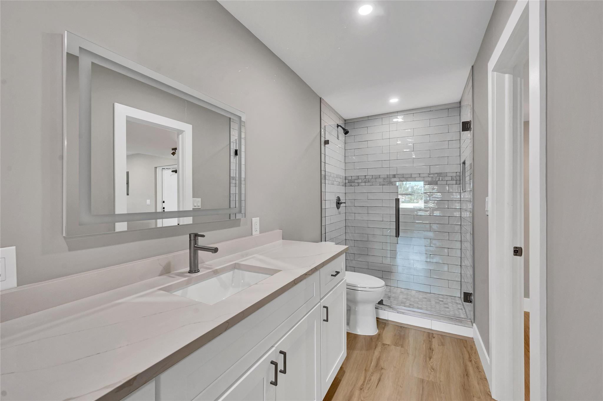 615 NE 12th Ave 412