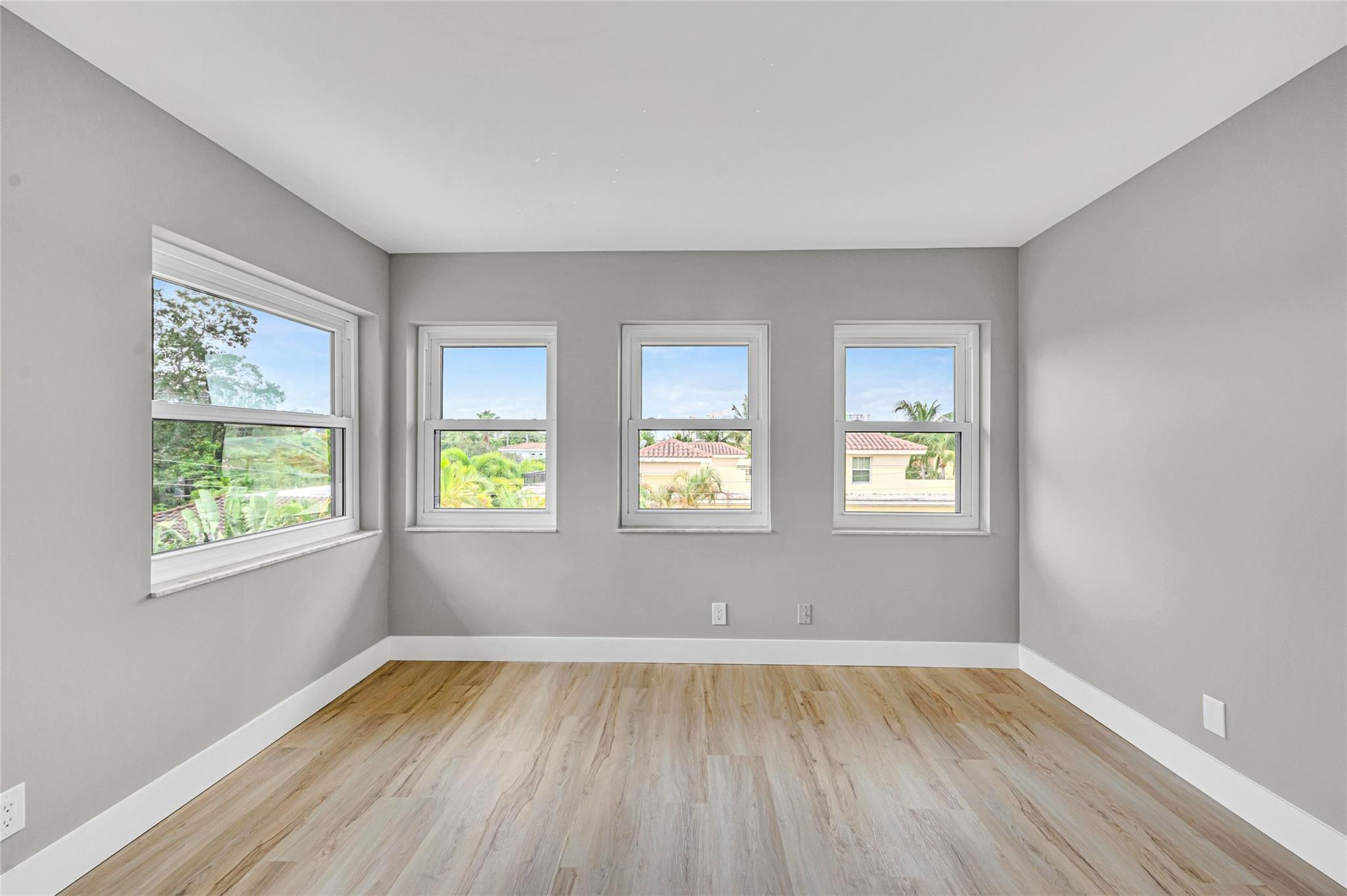 615 NE 12th Ave 412