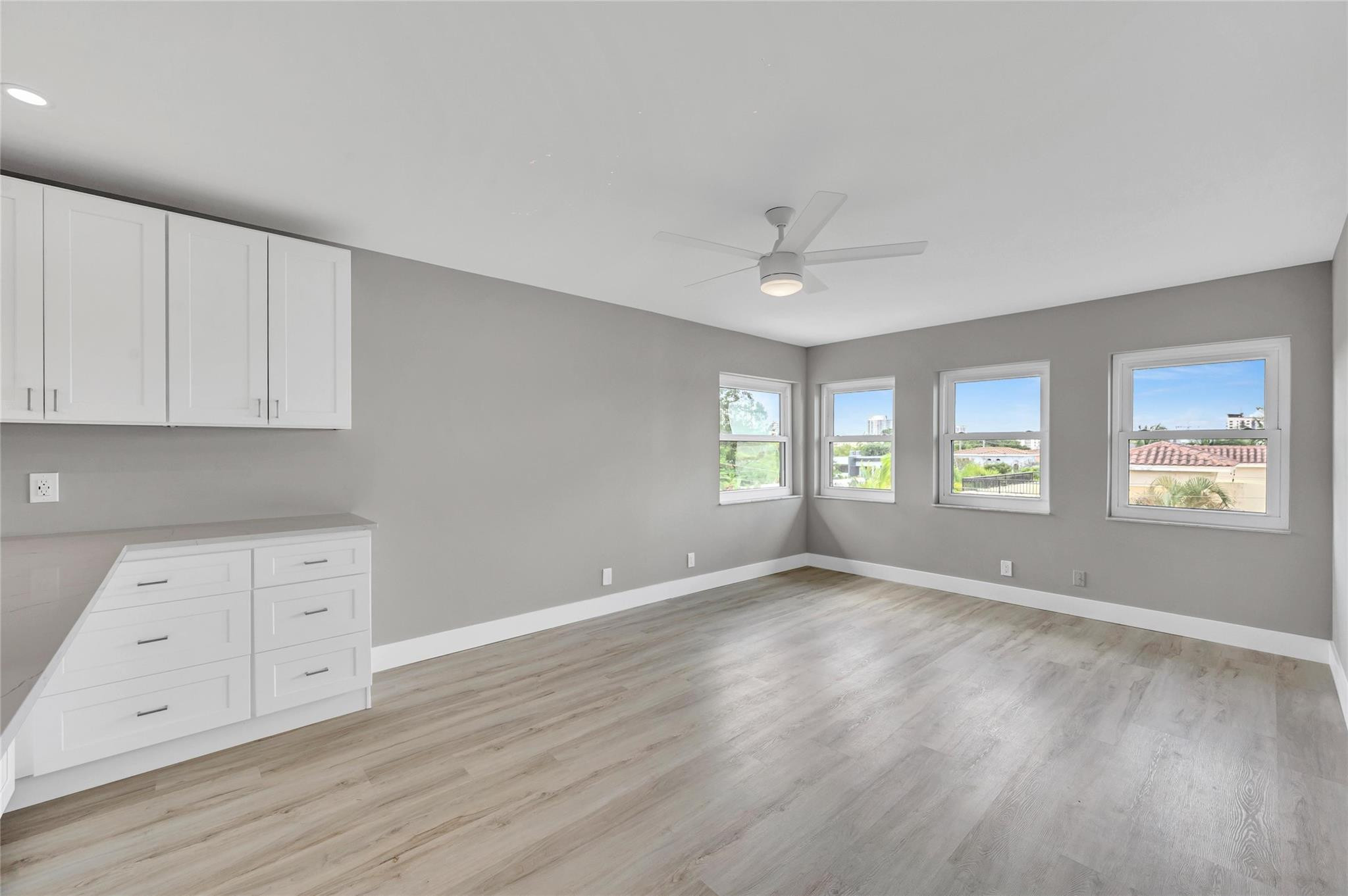 615 NE 12th Ave 412