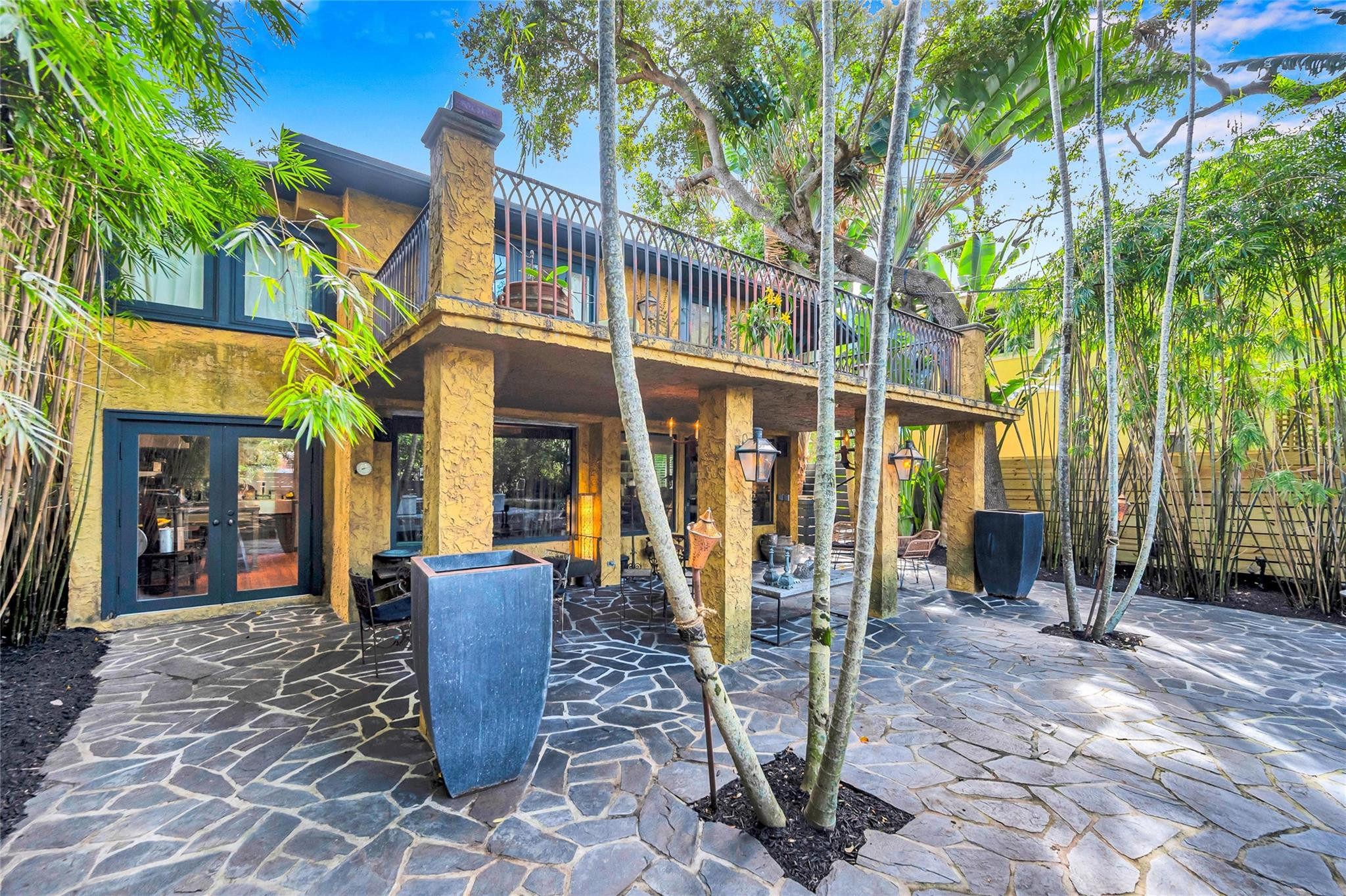 1014 SE 5th Ct