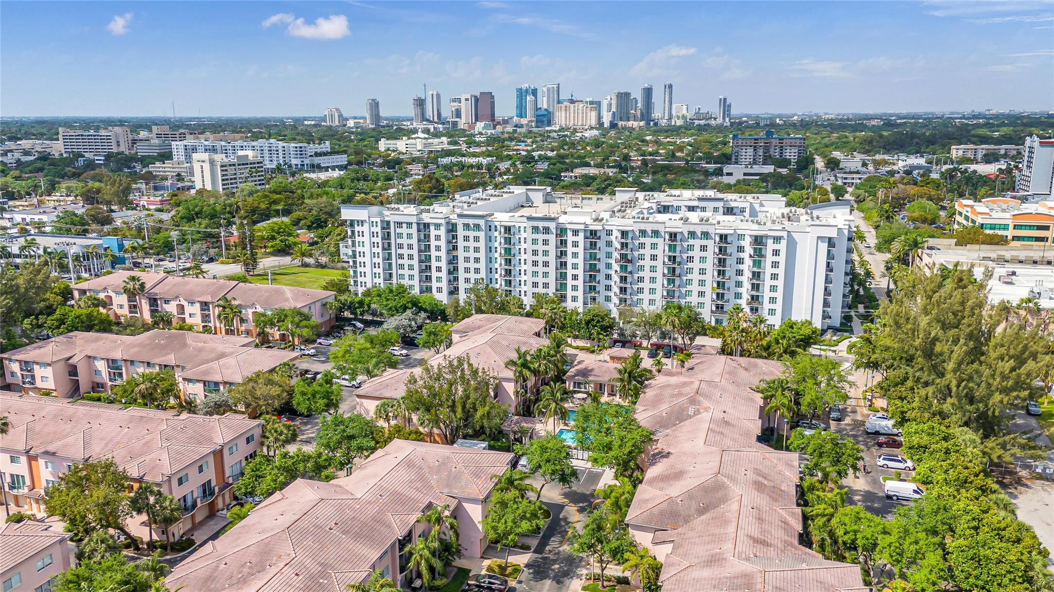 2039 SE 10th Ave 502