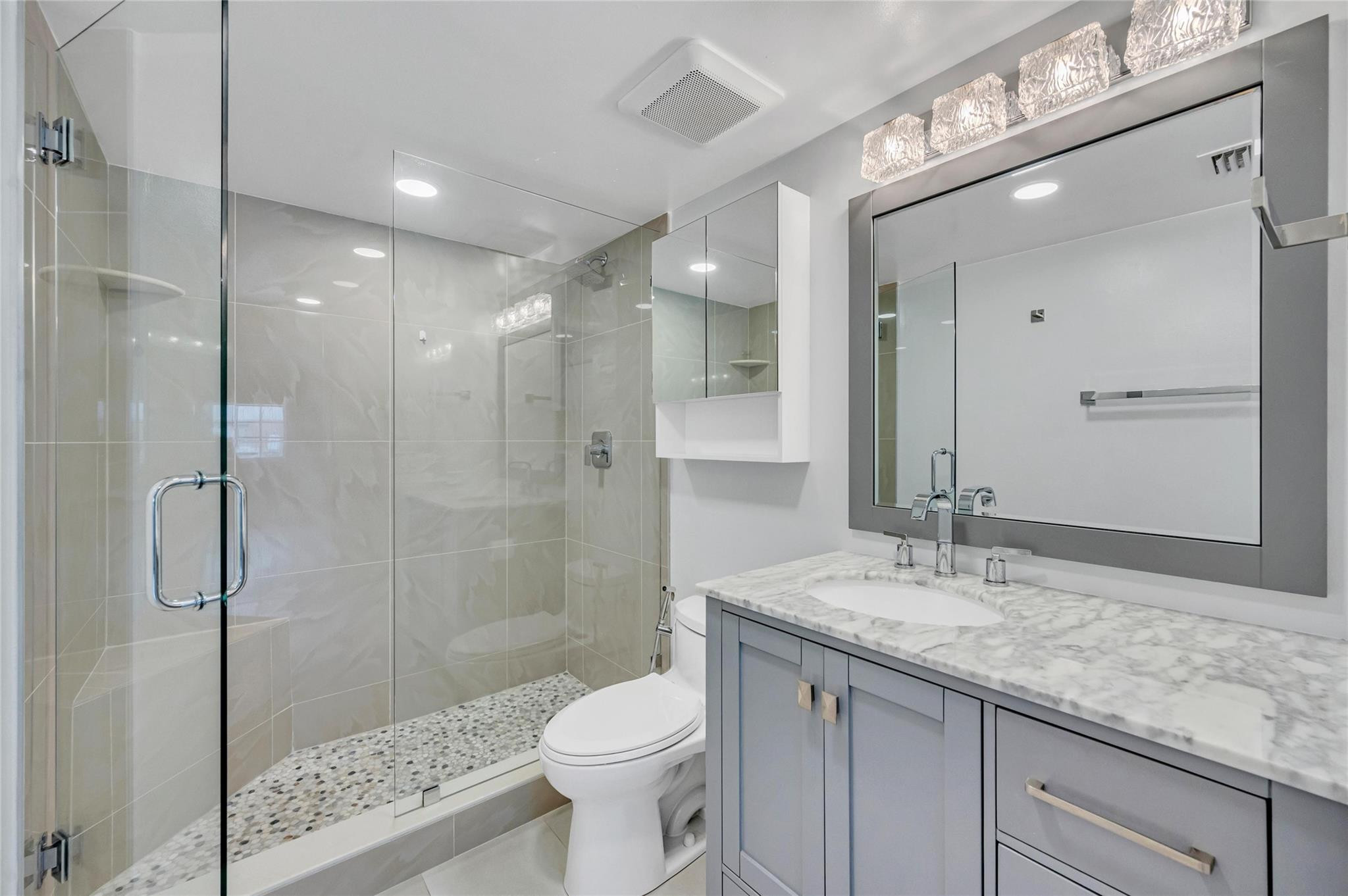 2039 SE 10th Ave 502