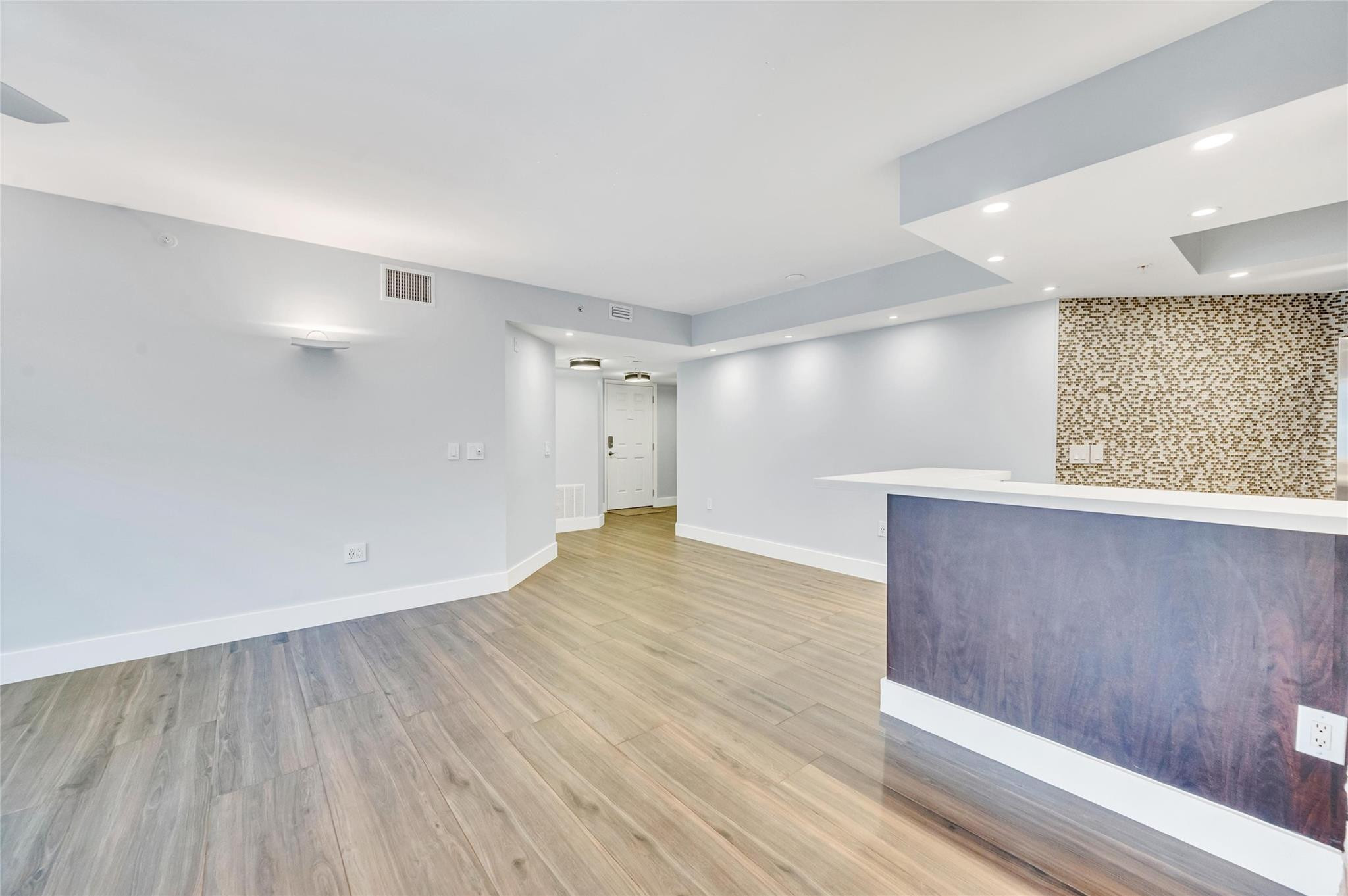 2039 SE 10th Ave 502