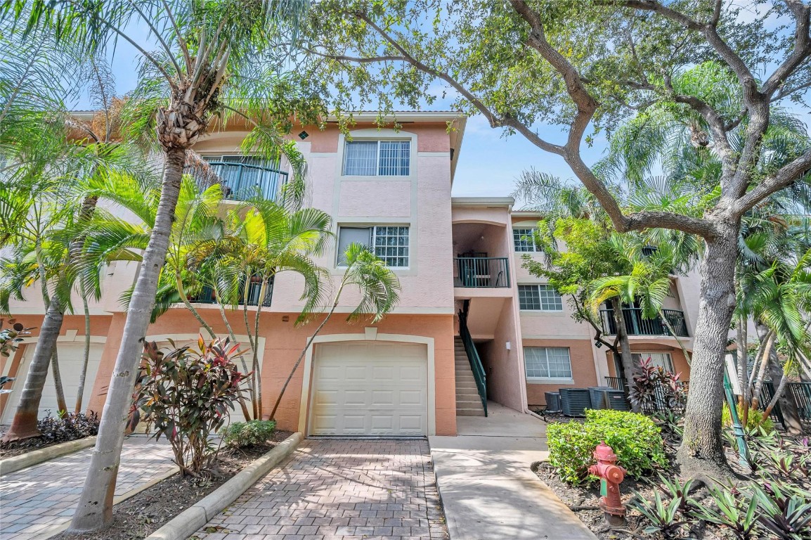 2039 SE 10th Ave 502