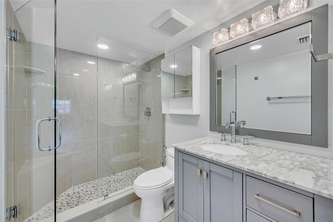 2039 SE 10th Ave 502