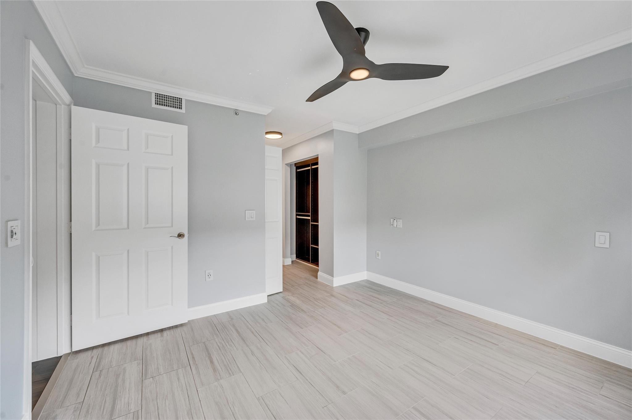 2039 SE 10th Ave 502
