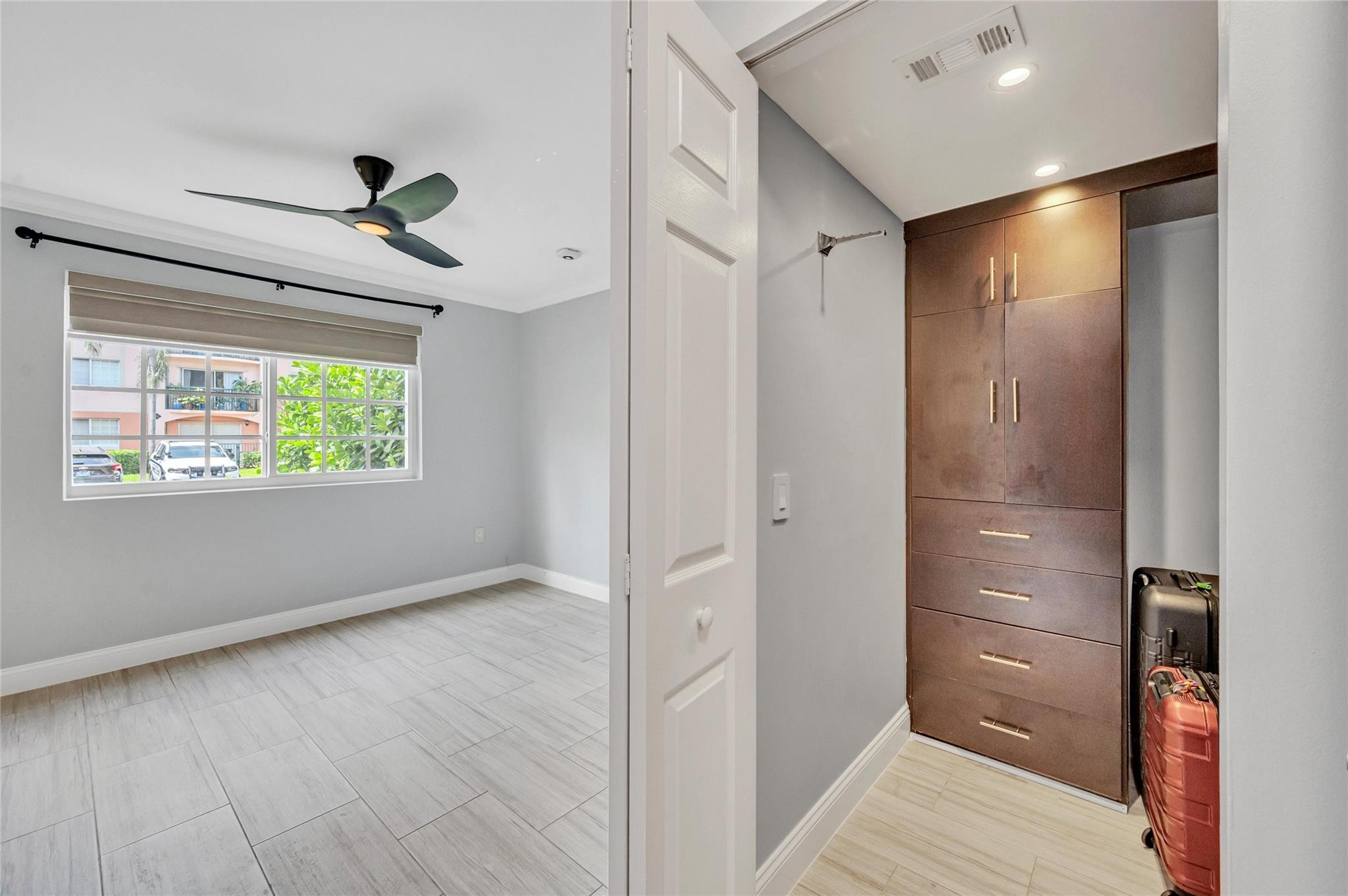 2039 SE 10th Ave 502