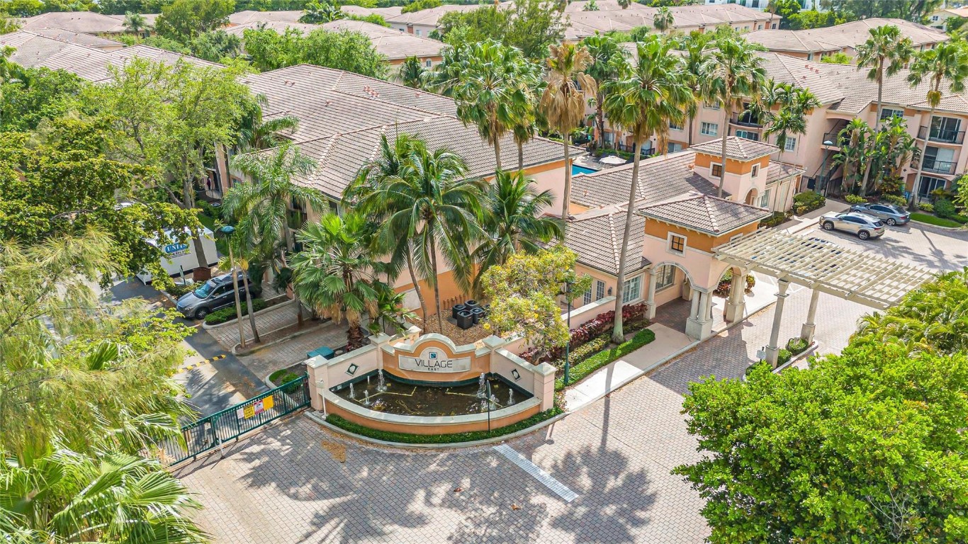 2039 SE 10th Ave 502