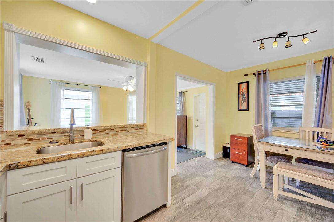 1607 NE 15th Ave 1