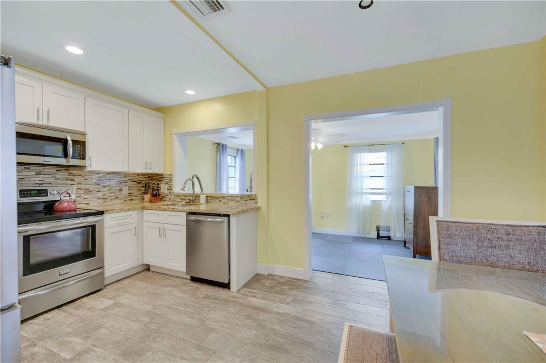 1607 NE 15th Ave 1