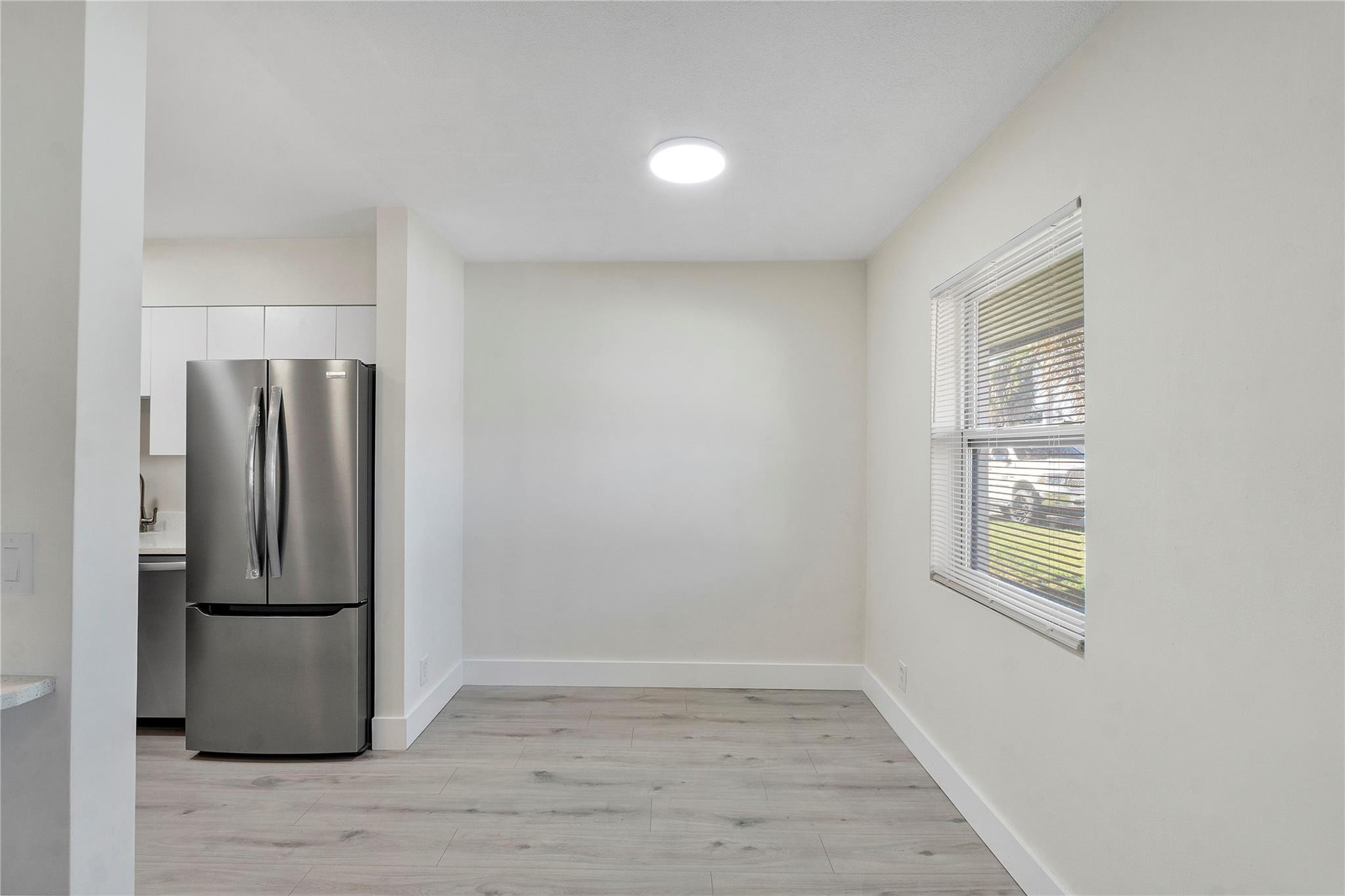 251 NE 40th St 253