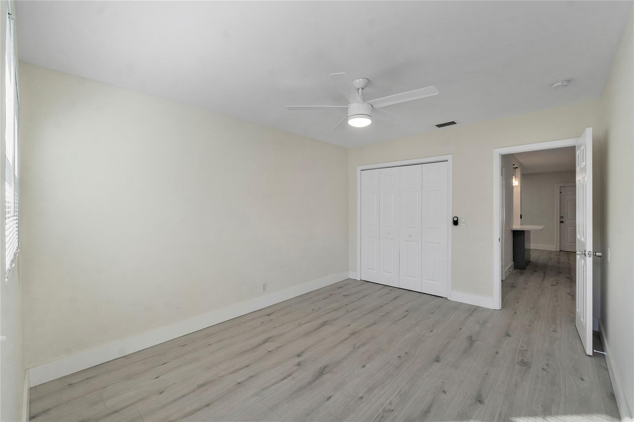 251 NE 40th St 253