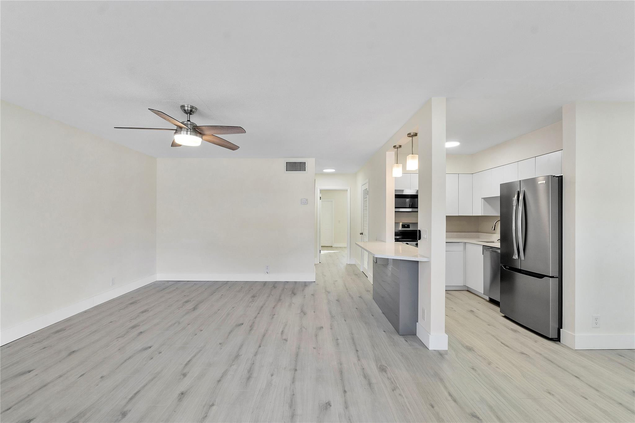 251 NE 40th St 253