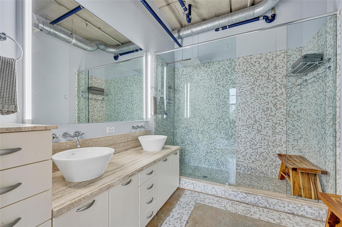 425 N Andrews Ave 301