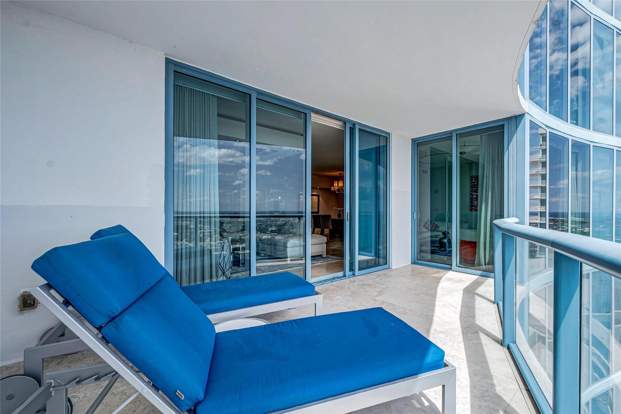 333 Las Olas Way 3803