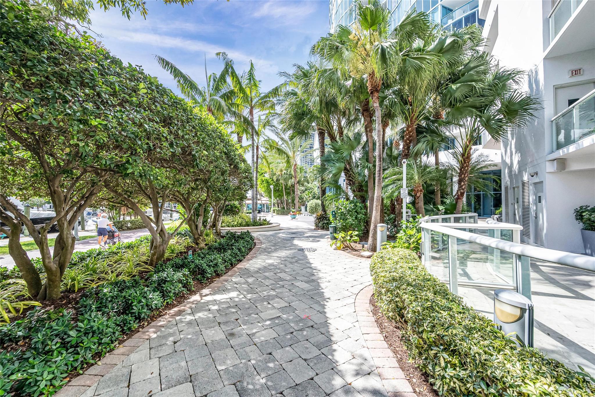 333 Las Olas Way 3803