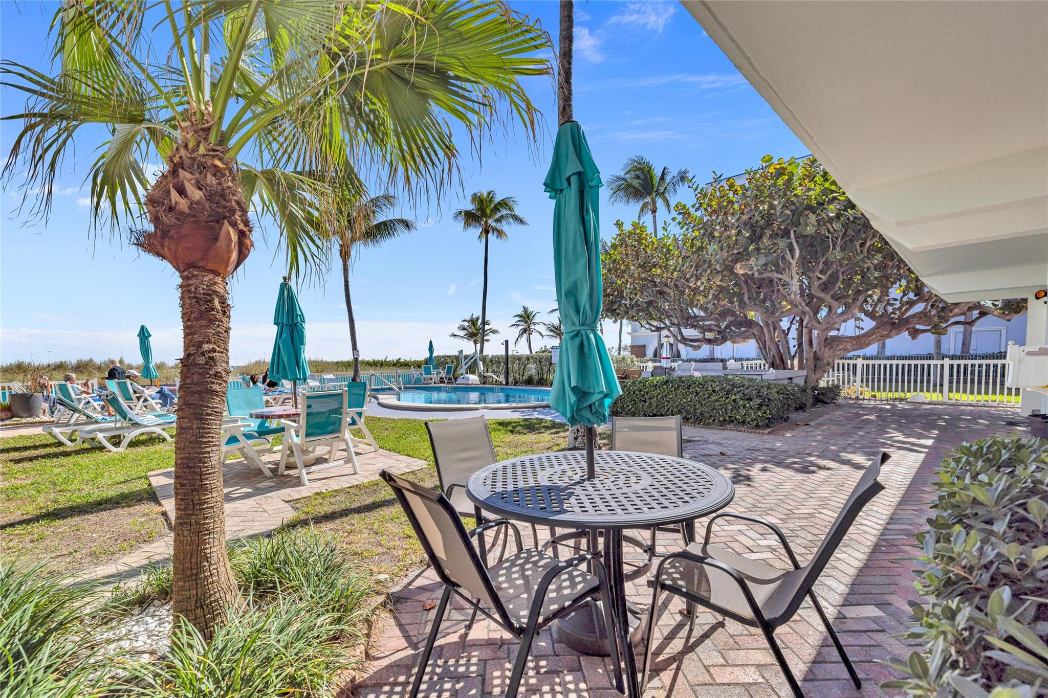 4520 El Mar Dr 1