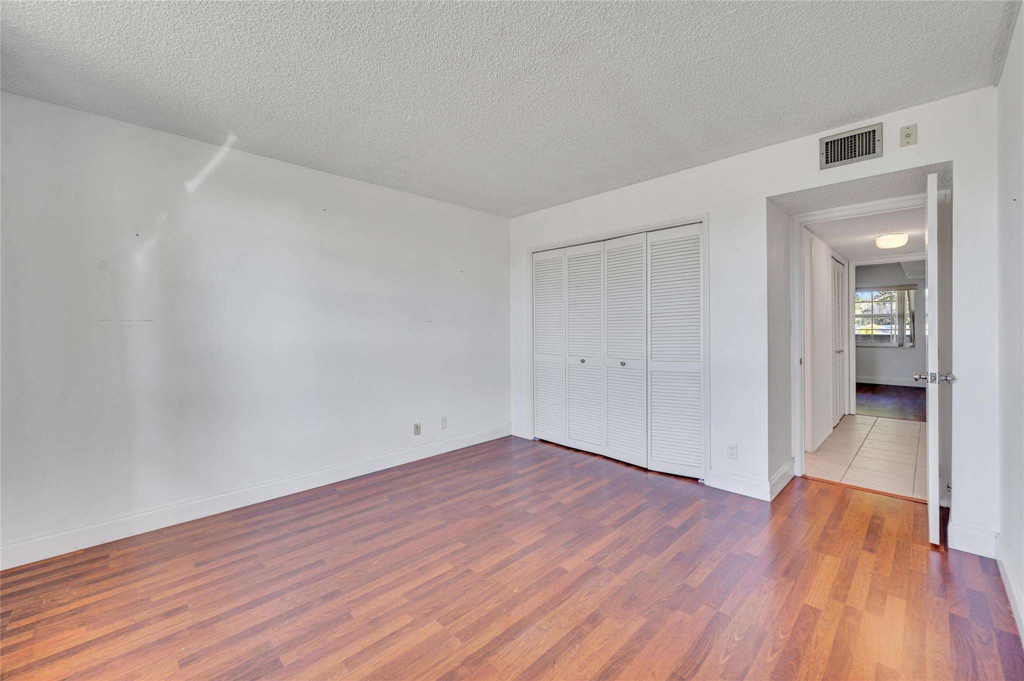 905 Cypress Ter 205