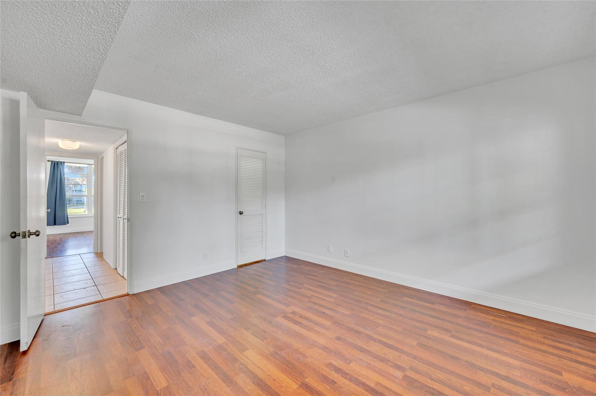 905 Cypress Ter 205