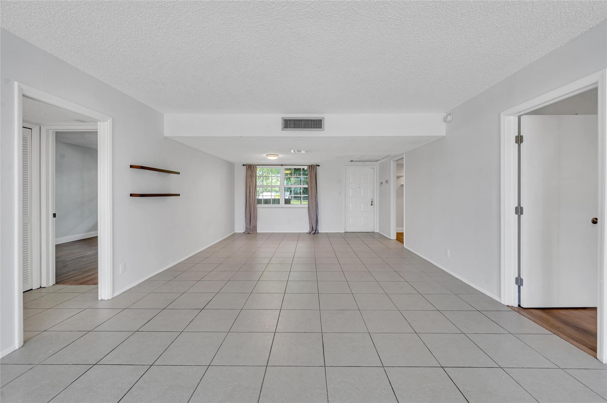905 Cypress Ter 205