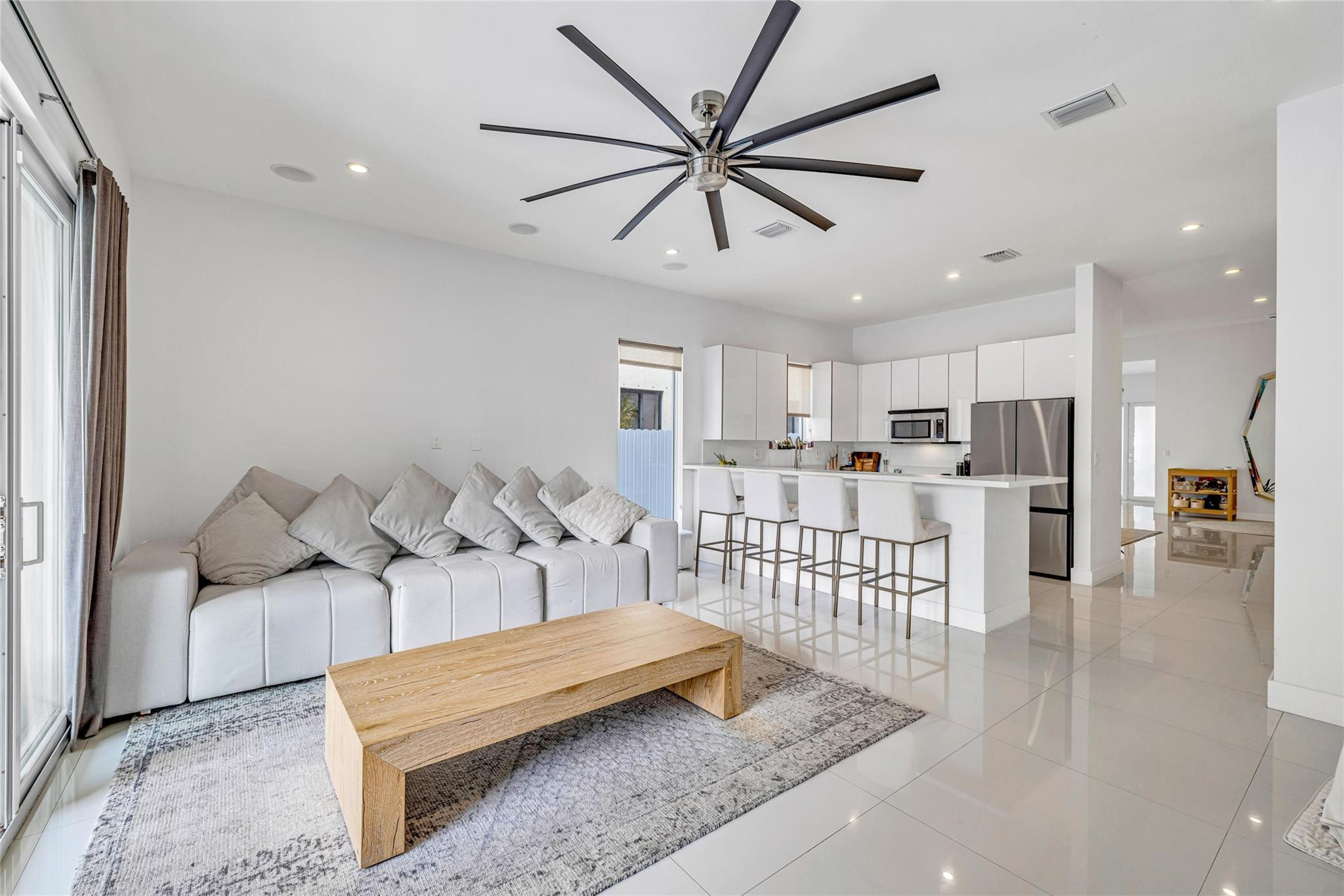 2240 SW 16th Ave 2240