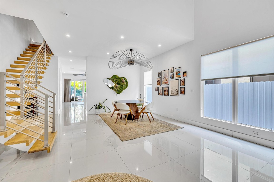 2240 SW 16th Ave 2240