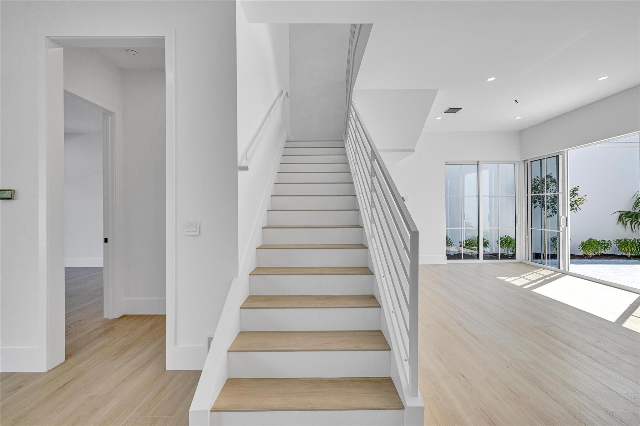 620 NE 15th Ave