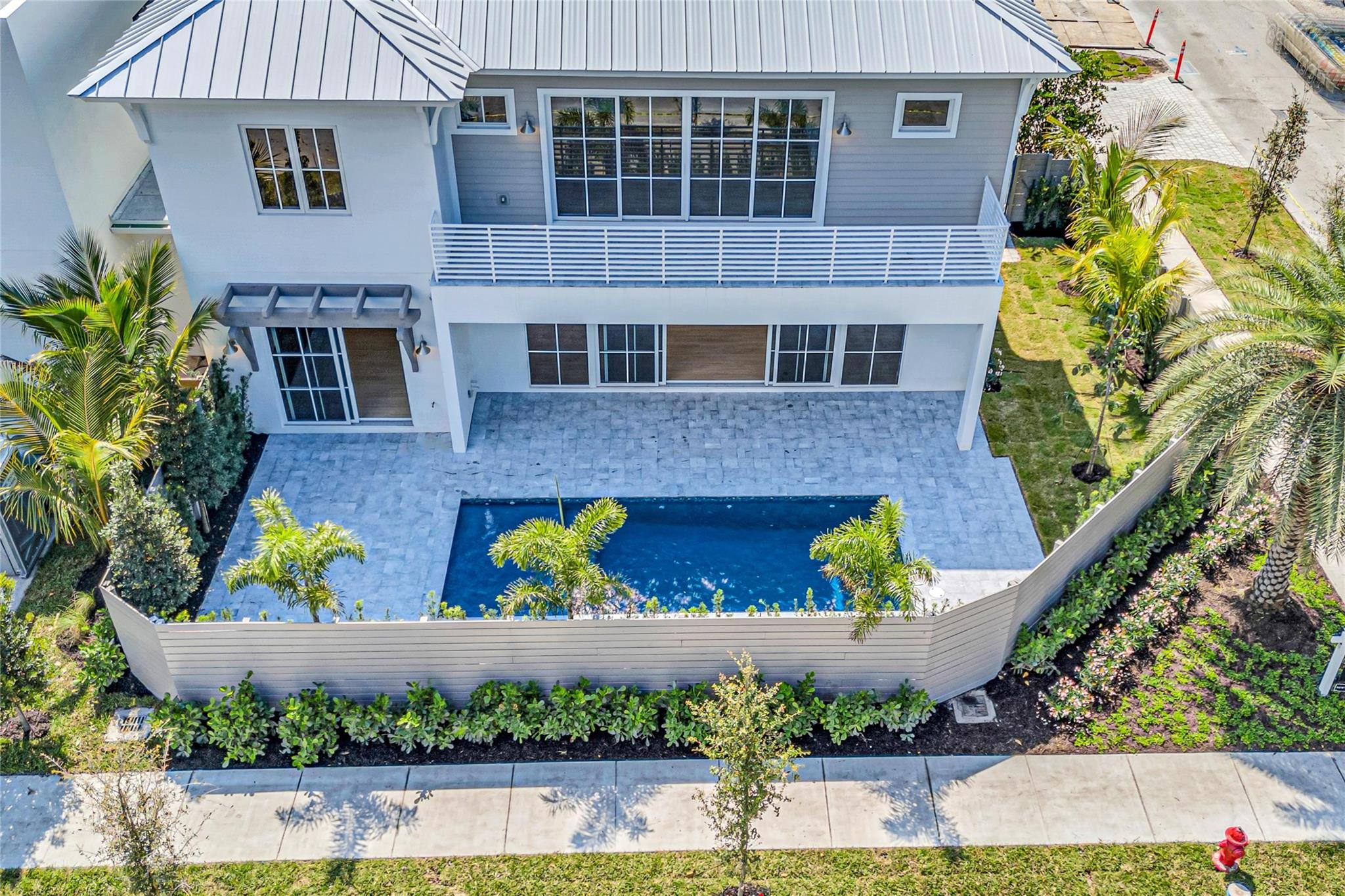 620 NE 15th Ave