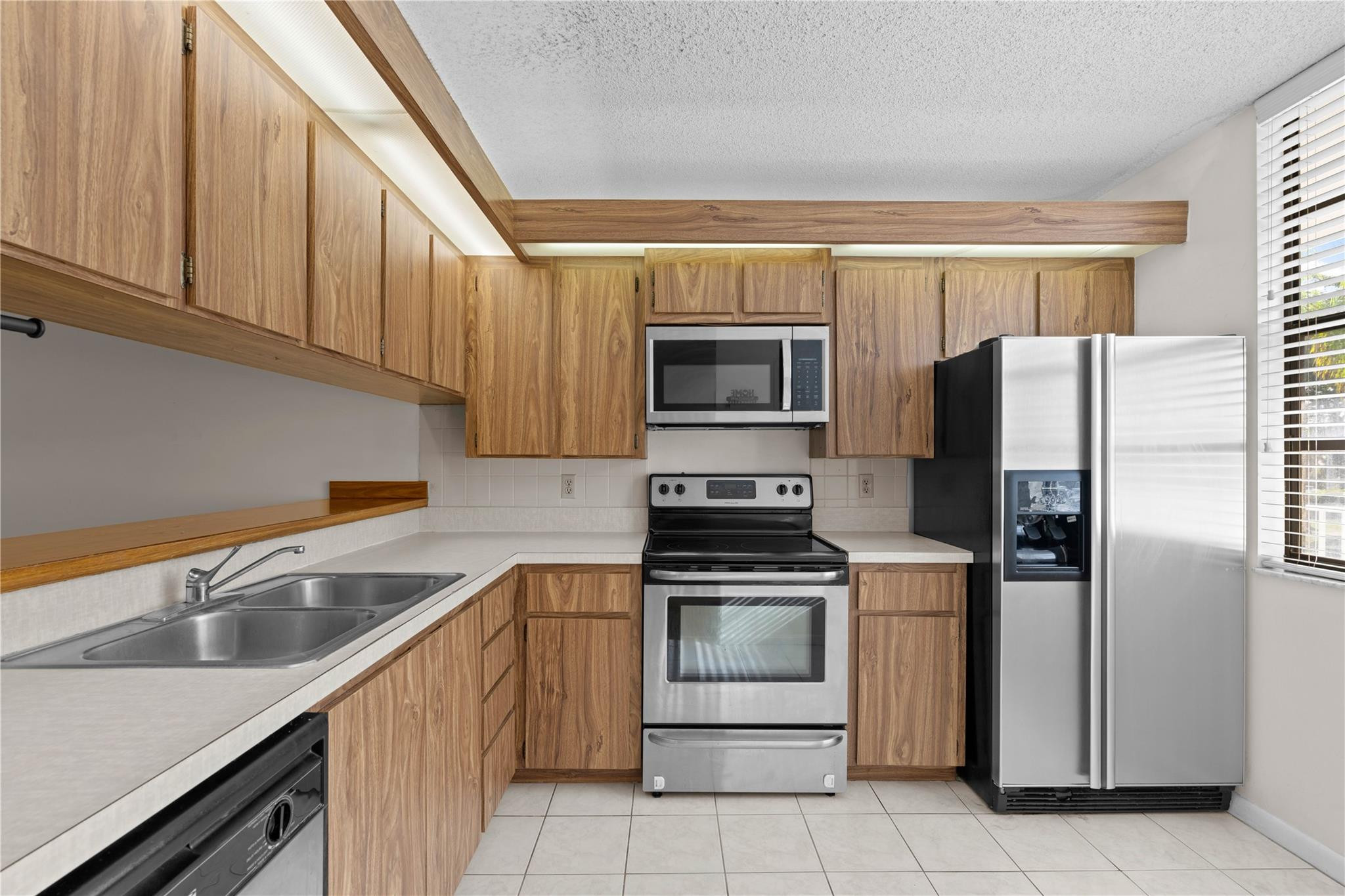 3650 Whitehall Dr 201