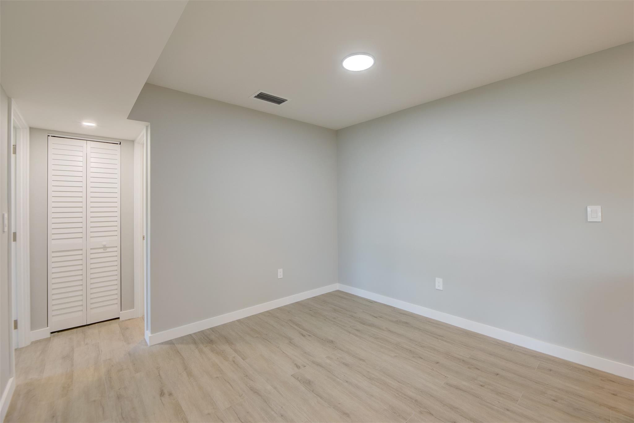 615 NE 12th Ave 307
