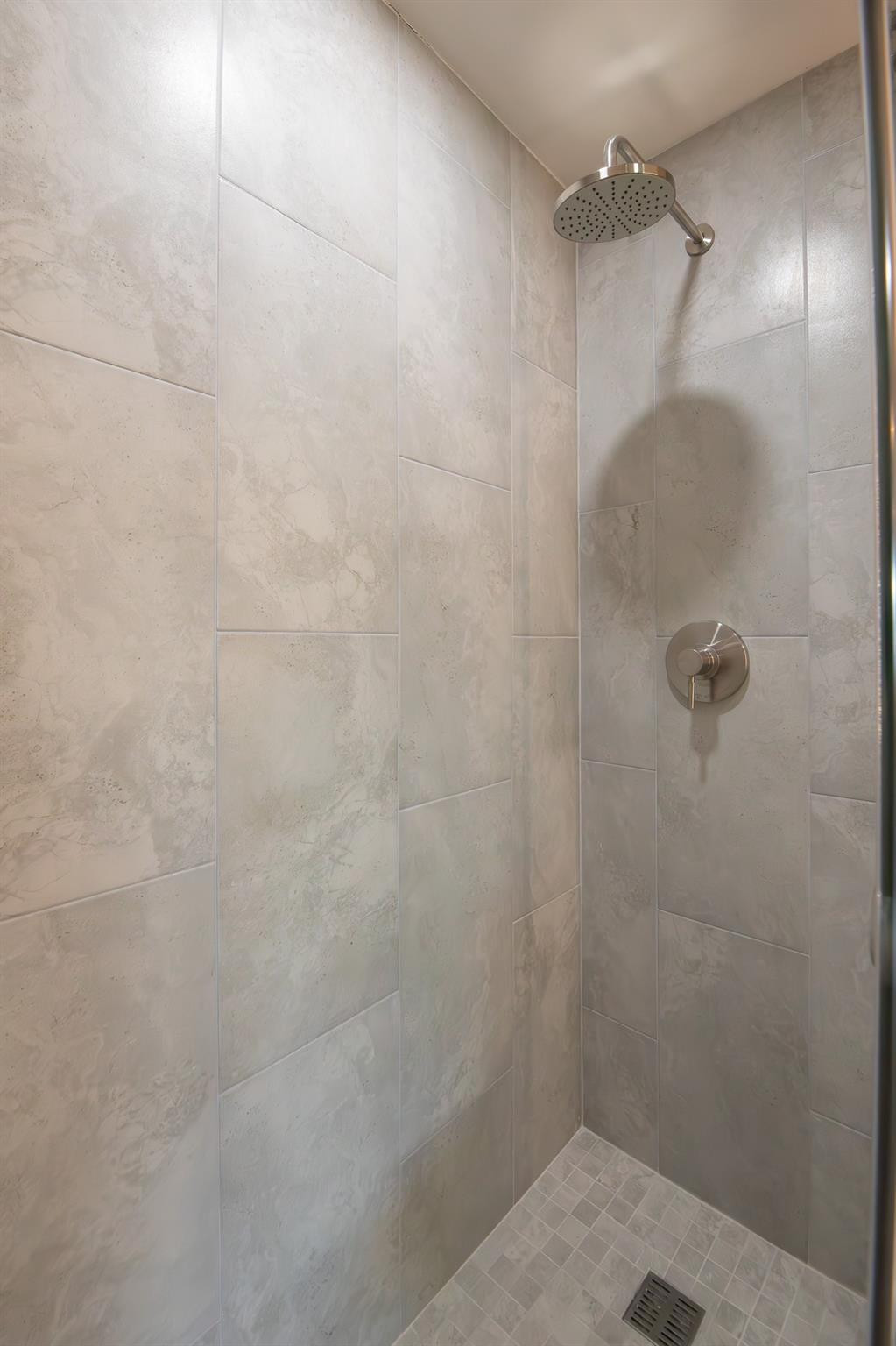 615 NE 12th Ave 307