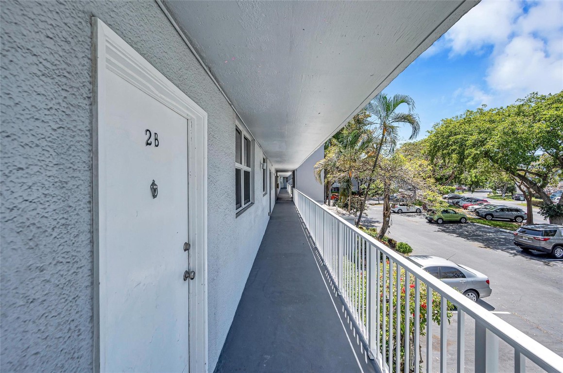 104 Royal Park Dr 2B