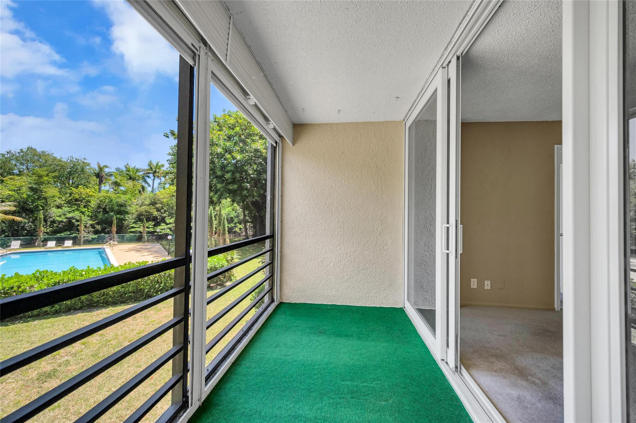 104 Royal Park Dr 2B