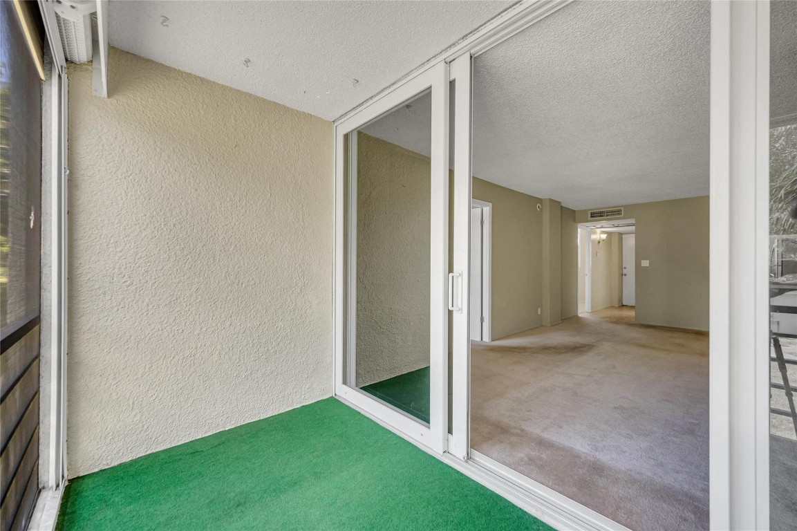 104 Royal Park Dr 2B