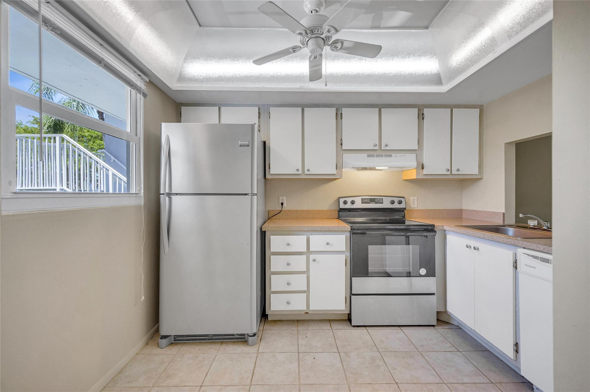 104 Royal Park Dr 2B